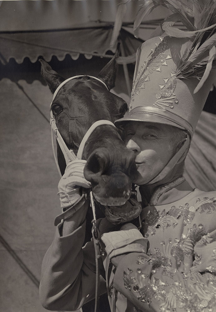 Photo Detail - Kenneth Heilbron - Horse, "Starless Night" and rider/owner, Commander William Heyer, Ringling Bros. and Barnum & Bailey Circus, Chicago