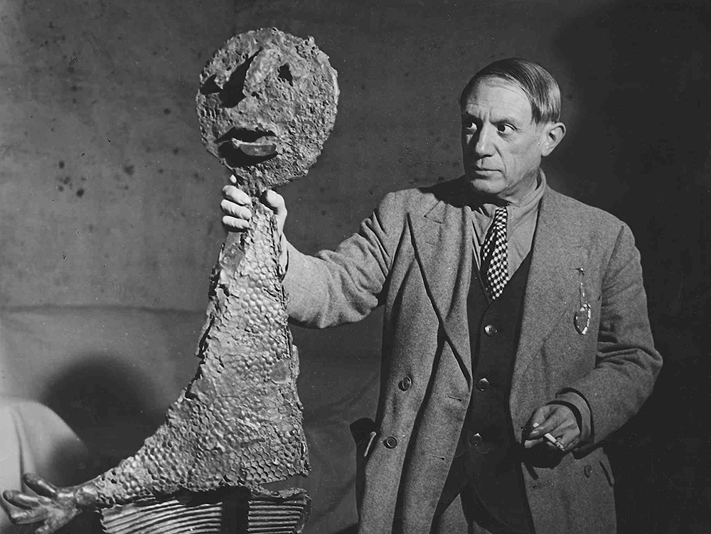Photo Detail - Brassai (Gyula Halasz) - Picasso with His Sculpture, "The Speaker"