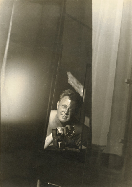 George Daniell - Self Portrait with Camera and Mirror