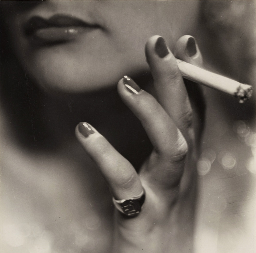 Photo Detail - Laure Albin-Guillot - Cigarette Advertising