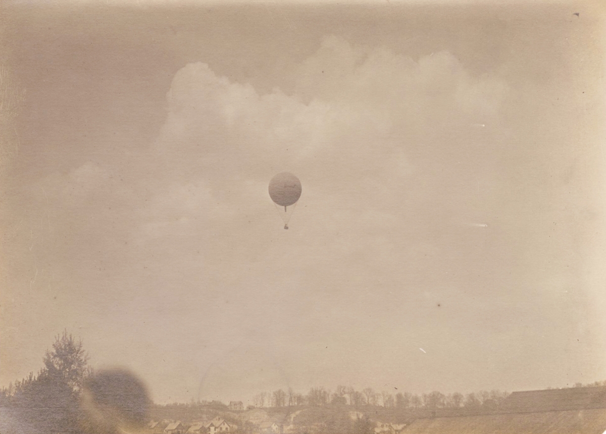 Photo Detail - Anonymous - Goodyear Balloon, Akron, Ohio, May 3, 1913 Photo Detail - Anonymous - Goodyear Balloon, Akron, Ohio, May 3, 1913